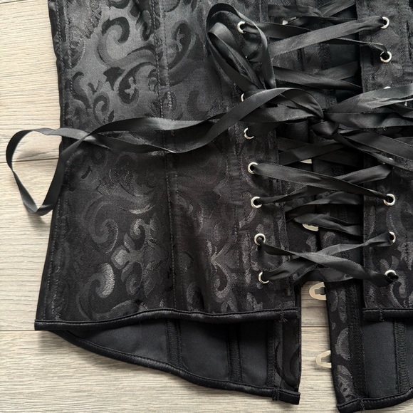 Vintage Black Lace-Up Corset Top Never Worn - Picture 4 of 12